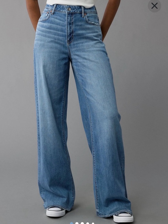 American Eagle Outfitters Denim - American Eagle Dreamy Drape Stretch Super High-Waisted Baggy Wide-Leg Jeans